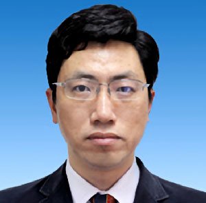 吴靖川教授及王辉教授)的带领下