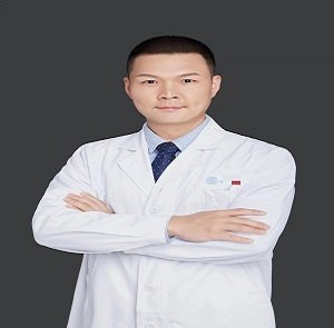 实验技师1人