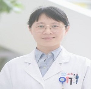 现有15名医师